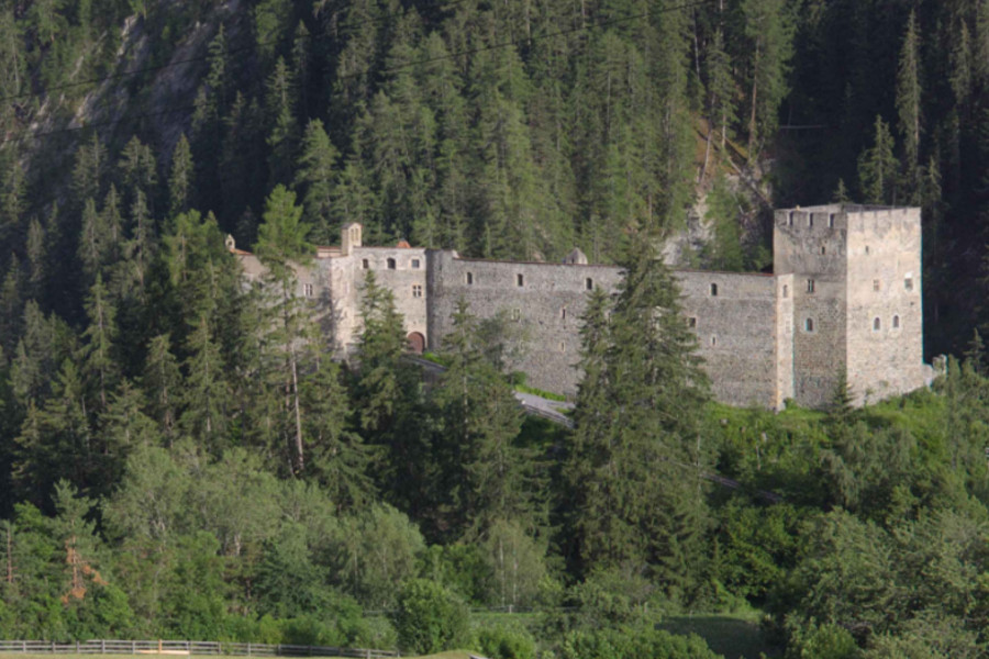 Burg Berneck - Ansicht von Norden